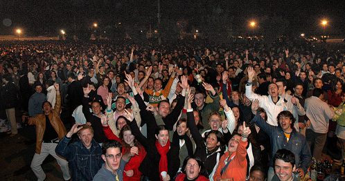 Botellón en Cáceres, por Yoann Grange