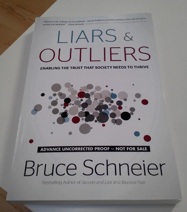 Liars & Outliers, de Bruce Schneier